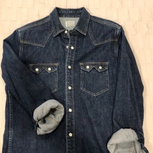 Handsome denim pearl snap shirt